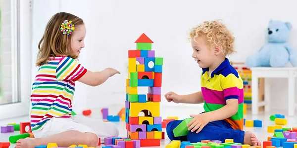 Simple And Creative Toys To Grow Kid’s Imagination